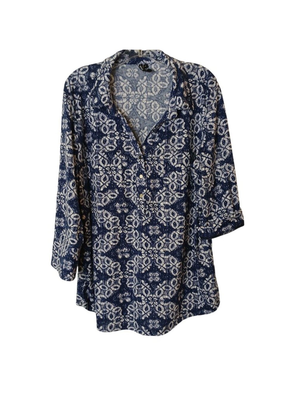Cathy Womens XL Blue White Patterned Shirt Roll-Tab 3/4 Sleeve 1/4 Button #D-36